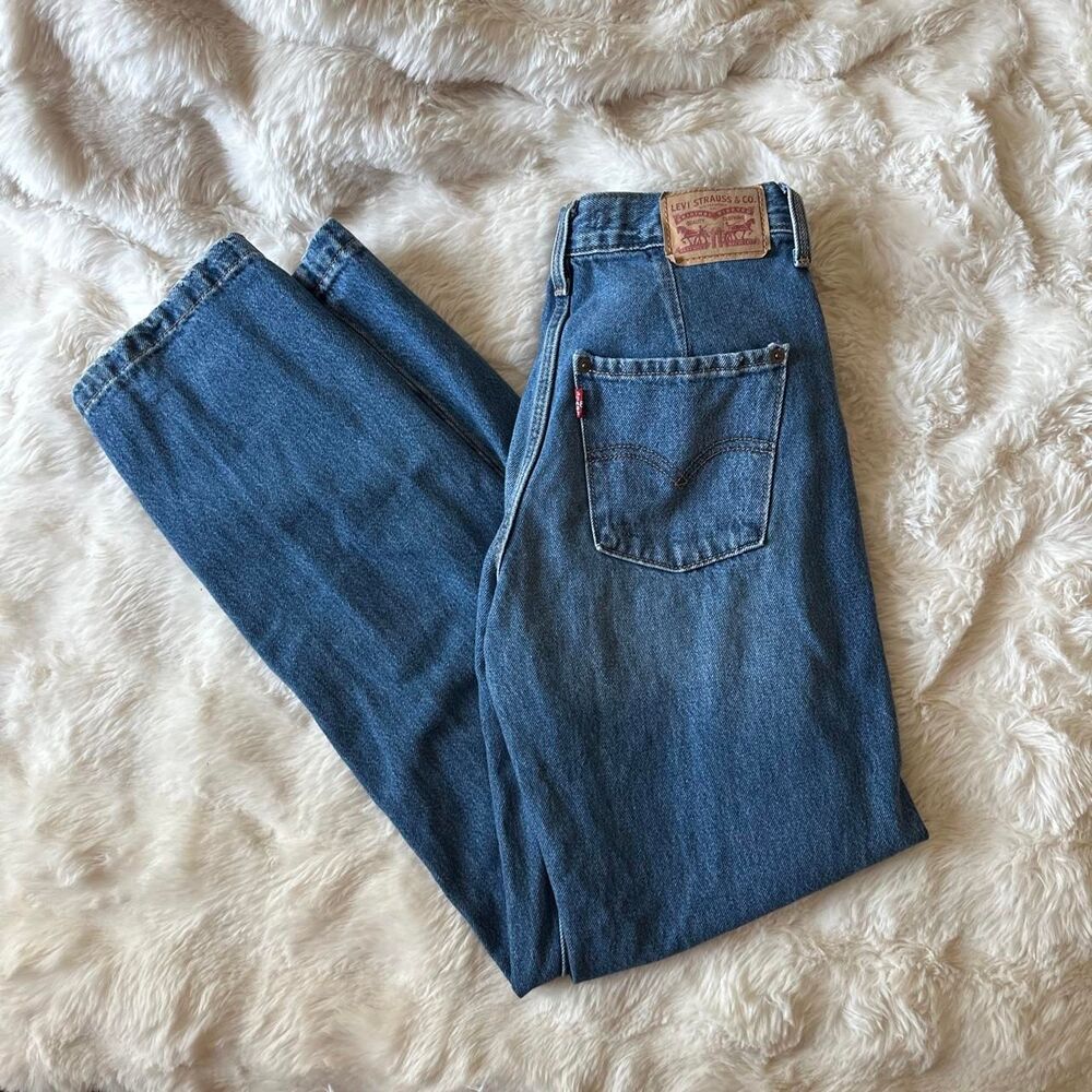 Levi's 94’ Baggy Women's Blue Jeans